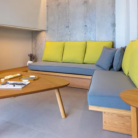 ホテル Anadeo & *