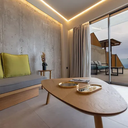 ホテル Anadeo & *