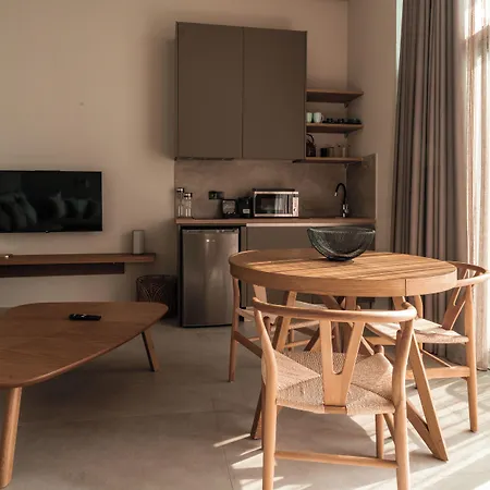 ホテル Anadeo & Exanthia