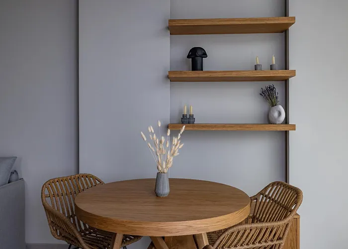 Anadeo & Szálloda *